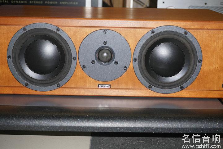 丹拿 轮廓中置音箱