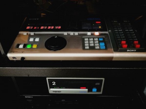 一代名器SONY-CDP3000电台专用CD机.已出