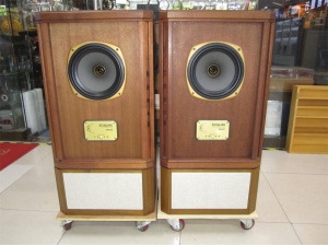 TANNOY 斯大林TW