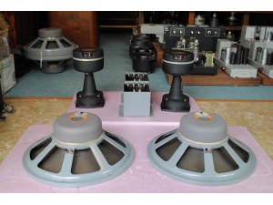 JBL:130A+LE85+蜂巢咀+N1200分音（经典组合）
