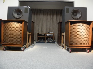 ALTEC剧院之声VALENCIA华伦西亚音箱已售出谢谢关注！