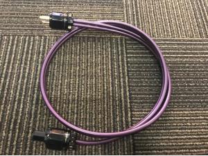 美国 Wireworld线世界 AURGRA SERIES III 电源线 1.5米