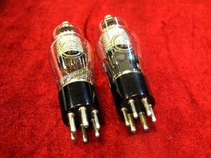 10Ж12C 电子管 2粒