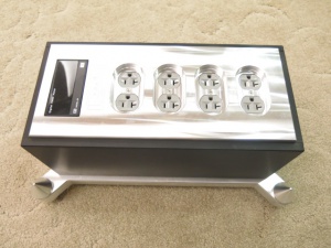 VOG model DF 8位排插 带显示电压表