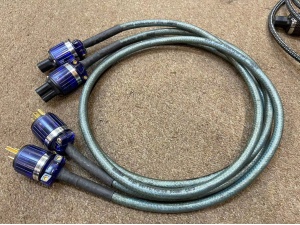 英国 Isotek HPPC 电源线 1.8米