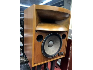 日本 TAD Exclusive 2402 音箱