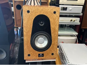 瑞士 瑞宝 Acoustics 音箱