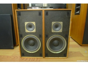 英国 BUSH UA 300古董箱
