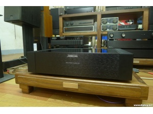 英国之宝 Meridian 556 2*100W 后级