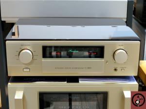 金嗓子 Accuphase C-2820 前级