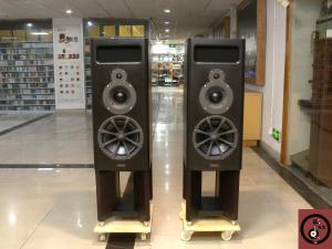 英国 PMC MB2-SE 八爪鱼书架式扬声器