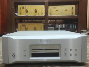 日本 Esoteric 第一极品 二嫂 K-01Xs CD/SACD机