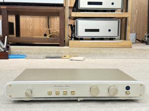 瑞士 FM Acoustics 245 前级 （后期金脚蓝牛版）