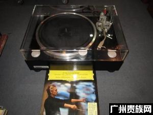 雅玛哈唱盘GT-2000