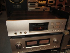 力士-CD机-D-700S