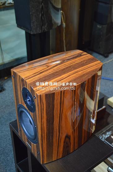 【推荐】VERVE 20th二十周年纪念版书架箱 真木皮钢琴漆 酸枝木色