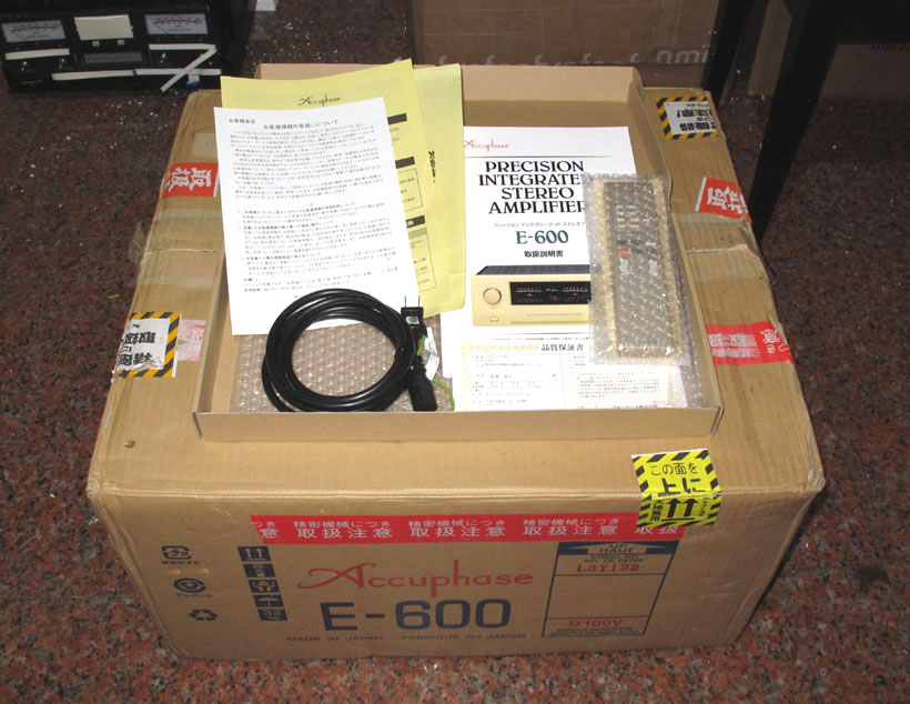 (已出)金嗓子E-600合并式功放(全新样品机)