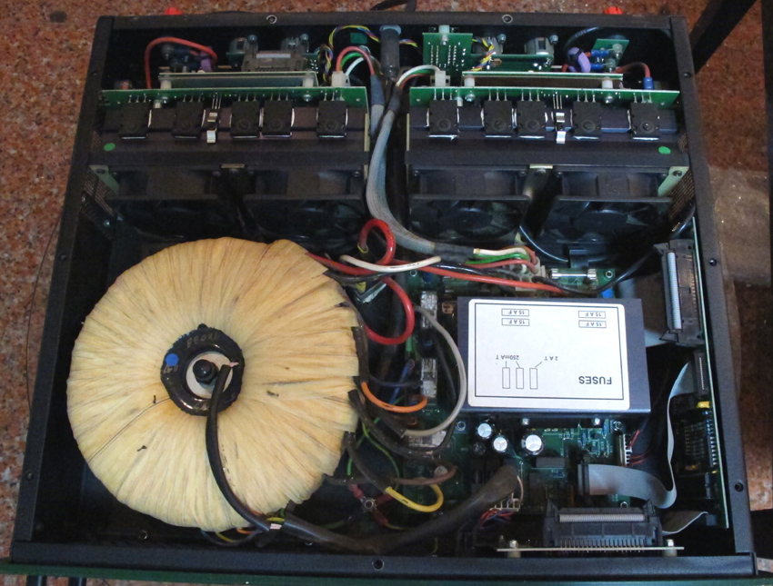 丹拿声学 Dynaudio Acoustics dca650功放