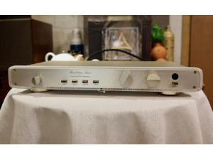 瑞士 FM ACOUSTICS 245 前级 金脚蓝牛后期版