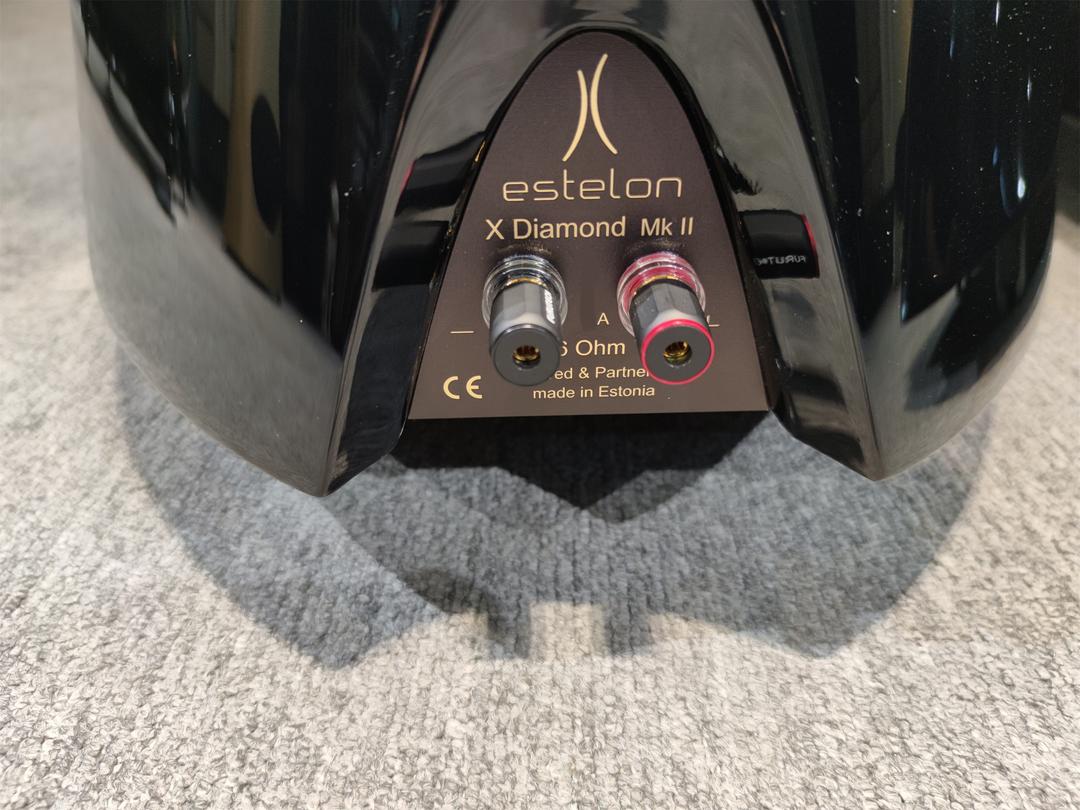 爱沙尼亚 Estelon 爱诗特浓 X DIAMOND MK II 落地箱(黑色熔岩高光漆)