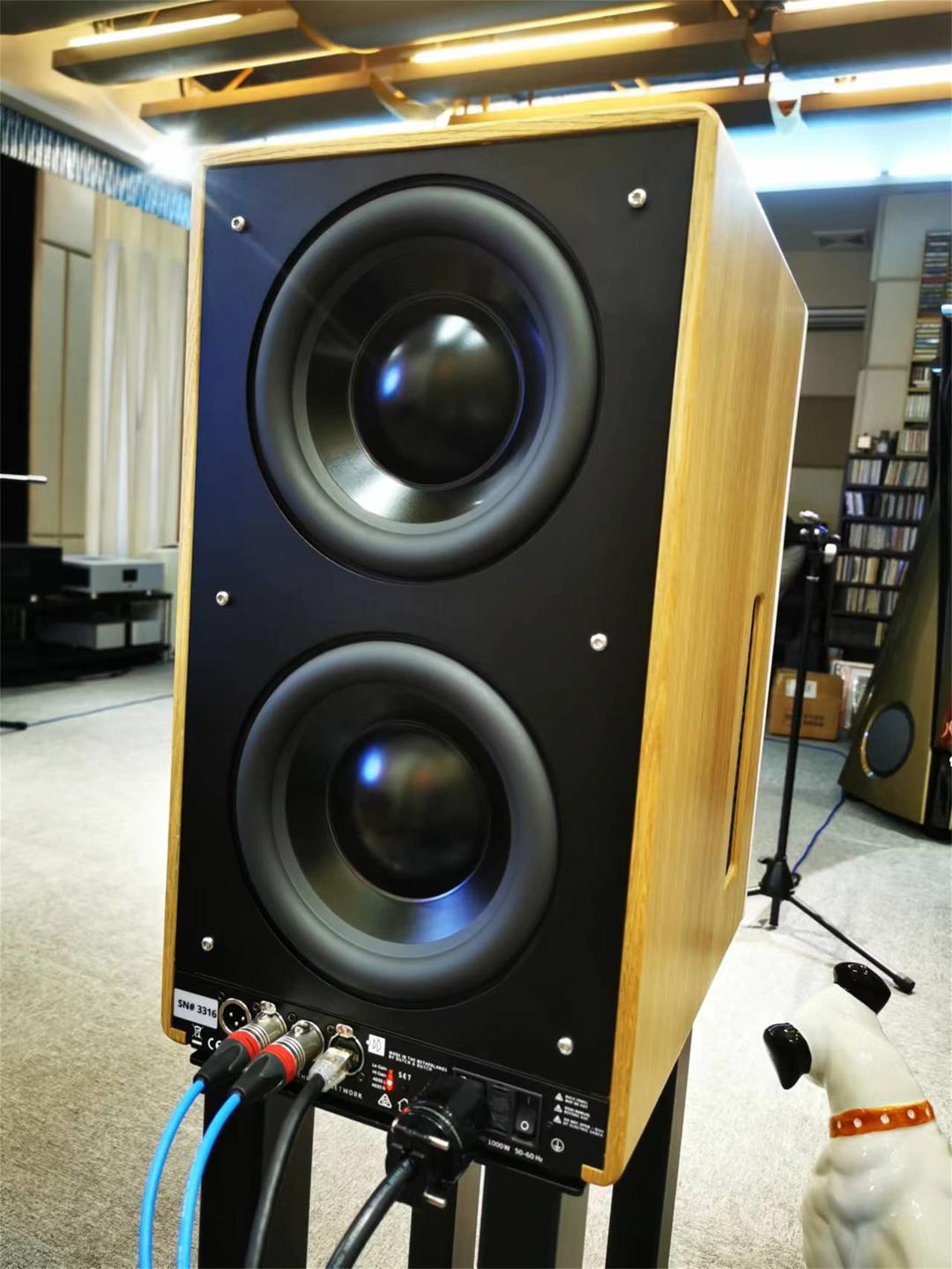 荷兰 Dutch & Dutch 8C HIFI版有源音箱