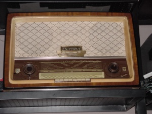 Philips 663 电子管收音机