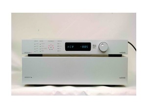 audiolab 8000AV   