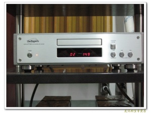丽磁音响 LM-215CD真空管输出CD机