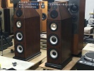 美国 珍尼西施 GENESIS 500重量级（稀奇珍宝）旗舰有源音箱！