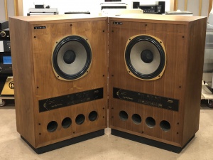 天朗.TANNOY. Super Red Monitor.超级红监听！15寸.四孔