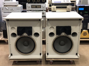 JBL4325.全钢磁设计电台专用音箱！小胆机原配