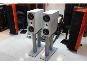 YG ACOUSTICS Main Module 顶级书架音箱