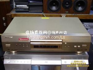 先锋DV-S969AVi DVD机