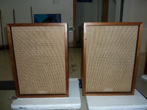 1966年的杰士凯旋 Klipsch Heresy H－1000