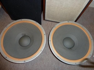 经典低音JBL LE15A 16欧蓝头珍品