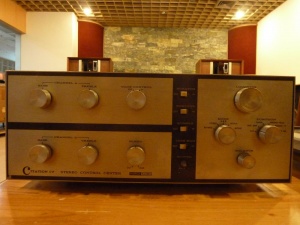 一台哈曼卡顿(HARMAN KARDON)C4古董胆前级