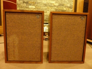 1966年的杰士凯旋 Klipsch Heresy H-1000