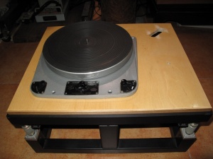 最早期第一代英国CARRARD301-LP灰盘.己售出