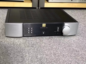 加拿大惊雷 Simaudio moon NEO 250i 合并功放