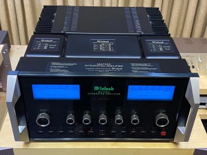 美国麦景图 Mcintosh MA7000合并功放