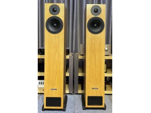 英国 PMC  twenty 24 音箱