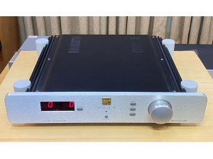 加拿大惊雷simaudio  P5.3 SE特别版 前级