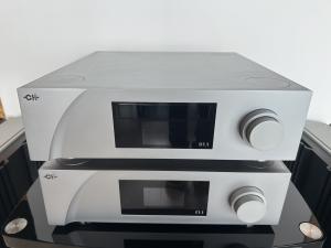 瑞士CH  D1.1转盘 + C1.1解码器 CD/SACD播放器