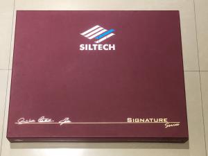 银彩 Siltech G7 Golden Fire 1394火线，适用于英国dcs CD系统转盘至解码器之间数码连接；长度1.5米。
