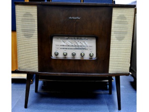 英国RCA HMV FM收音机柜(已售出）