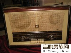一台罕见的PHILIPS（飞利浦）古董大型全胆收音机-已出