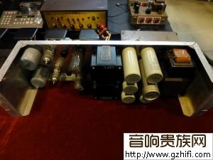 一台美国录音室用6V6古董立体声单端胆后级-已出