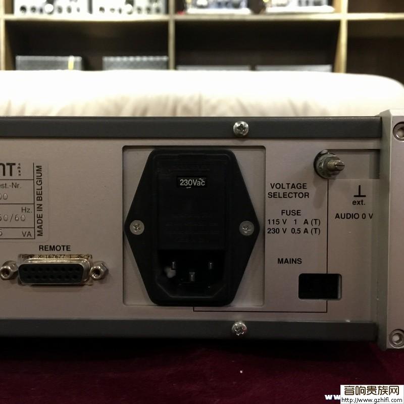 一台经典的录音室专用EMT 981 CD机-已出