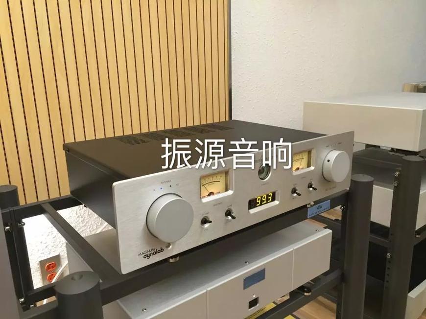加拿大 MAGNUM DYNALAB 密林 MD106 TRIODE 收音